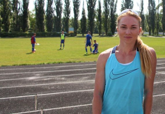 "У тих нелюдів немає жалю ні до кого": призерка Олімпіади з маленьким сином втекли від рашистів в Європу