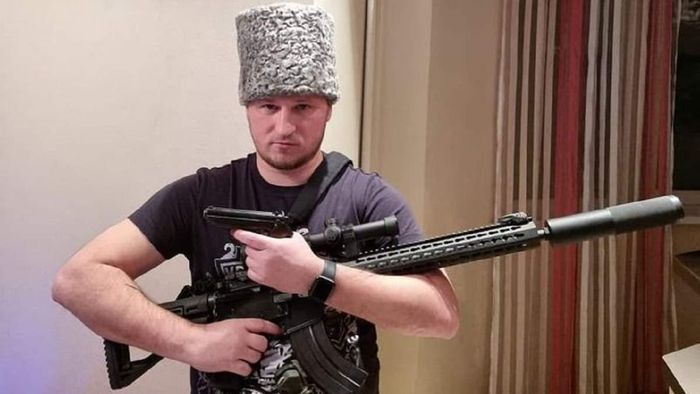 Алієв люто "проїхався" по Тимощуку: "Стрінги йому треба одягнути і російські туфельки-каблучки"