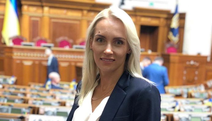 "Зло заженуть назад до пекла": Саладуха емоційно підбила підсумки першого місяця війни