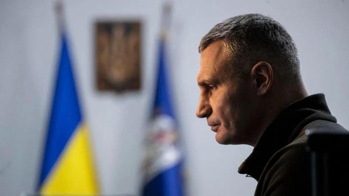 Кличко ледь не розплакався, коли побачив осиротілого хлопчика на вокзалі – його батьків вбили росіяни