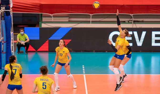 Україна розібралася з Угорщиною в матчі жіночої волейбольної Євроліги