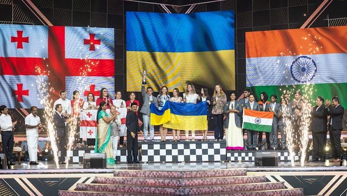 "Важких фігур не залишиться": Зеленський оригінально привітав збірну України з шахів із золотом Олімпіади