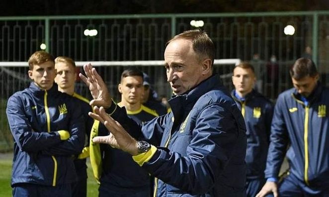 Україна – Шотландія: відомо, що сказав Петраков гравцям збірної у родягальні після матчу