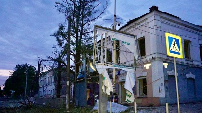 Ракетный удар по Днепру: момент атаки попал в покерный стрим