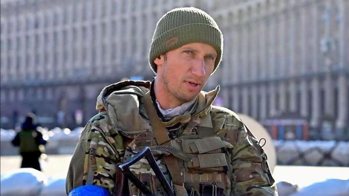 Стаховський: У березні я міняв ящик вина на бронежилет
