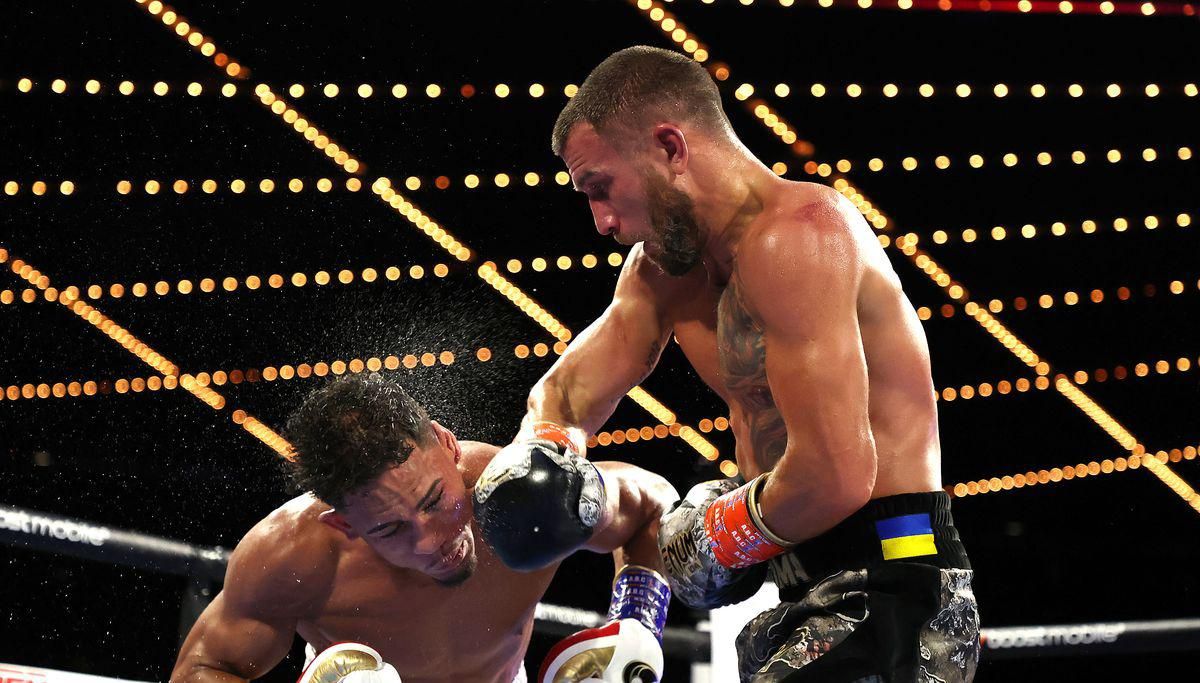 Ломаченко против Ортиса / фото Top Rank Ломаченко против Ортиса / фото Top Rank