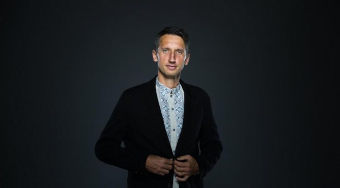 "Украденное детство": Стаховский показал школу в Бахмуте, разрушенную россиянами