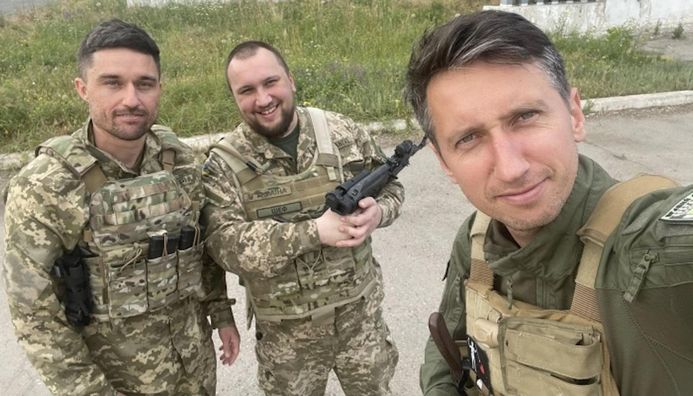 Долгополов: Мы оставим им только белые Лады, и никакой русской армии