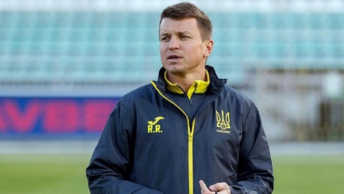"Тільки в Україні один наставник може тренувати клуб, молодіжну та національну збірні", – капітан Металіста 1925