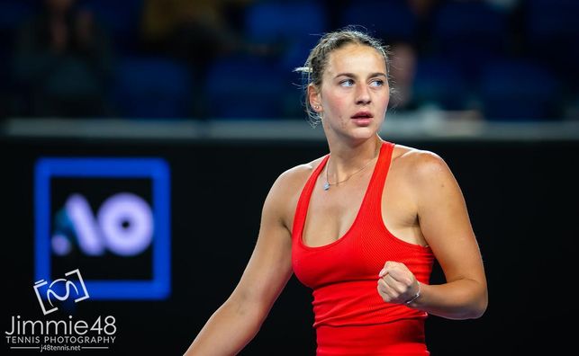 Костюк завоевала первый титул WTA в карьере, одолев в финале россиянку