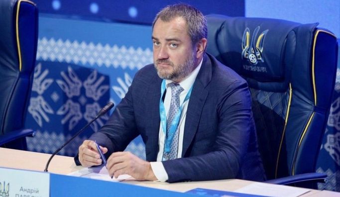 "Футбольная кормушка": СМИ назвал шокирующие зарплаты функционеров УАФ