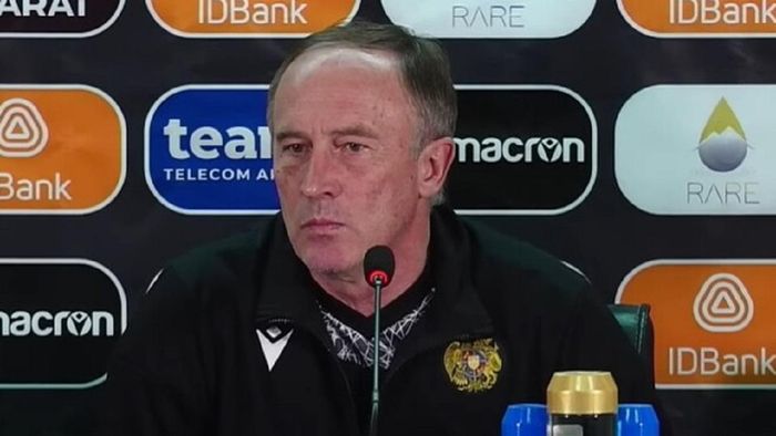 Петраков розніс гравців збірної Вірменії: "Стоять під час подачі, неначе прибиті цвяхами"