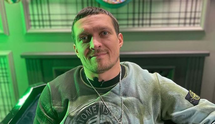 Усик сделал неожиданные выводы из книги Фьюри: "Это все идет с детства"
