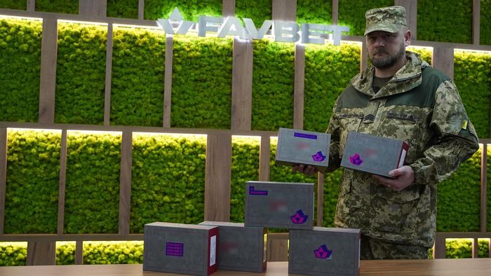 FAVBET закупил 7 тепловизоров для ВСУ в рамках проекта "Киберпанк 2023"