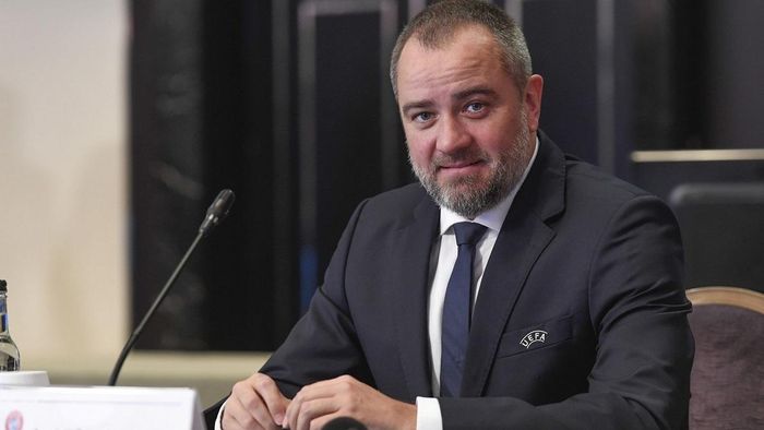 Справа Павелка: президенту УАФ заборонили спілкуватися з певним колом осіб та покидати Київську область
