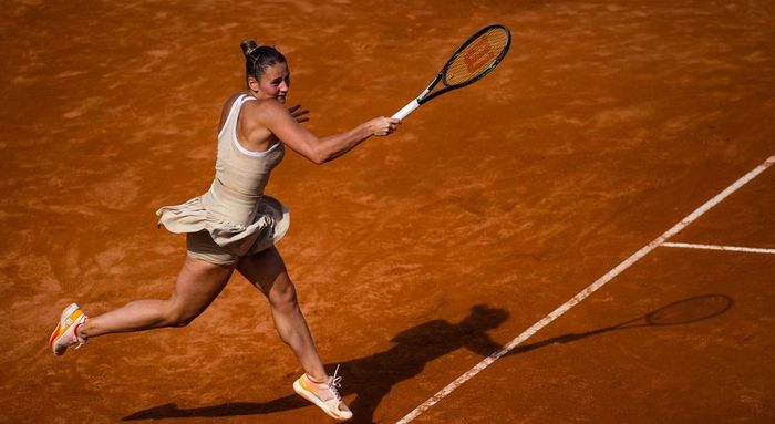 Костюк вибула з Roland Garros в першому раунді, поступившись білорусці