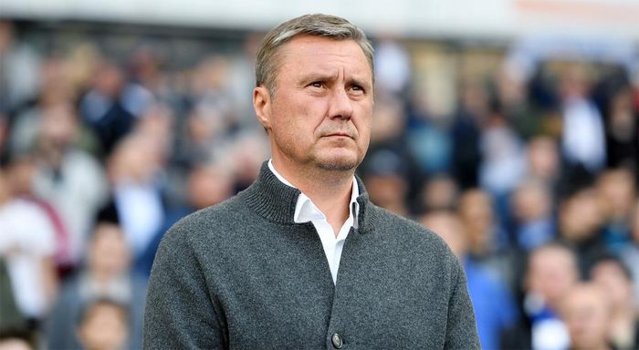 Хацкевич не згоден з діями Суркіса: "Динамо має виконувати фінансові зобов'язання перед гравцями"
