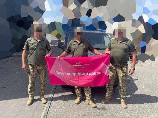 Плюс 9 автомобилей для фронта: Favbet Foundation продолжает системную поддержку ВСУ