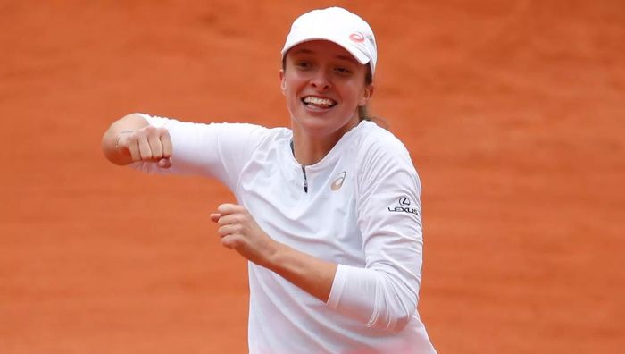 Свьонтек оформила суперкамбек та перемогла Вондроушову на WTA Finals