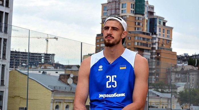 НБА: Сакраменто без Леня потерпел поражение, победа Лейкерс и фиаско Филадельфии