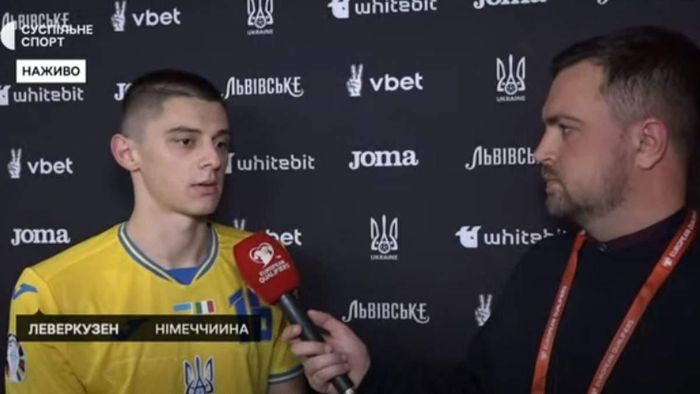 "Пенальті на Мудрику? Мені здалося, там був фол": Миколенко – про зізнання Барелли та нову тактику України
