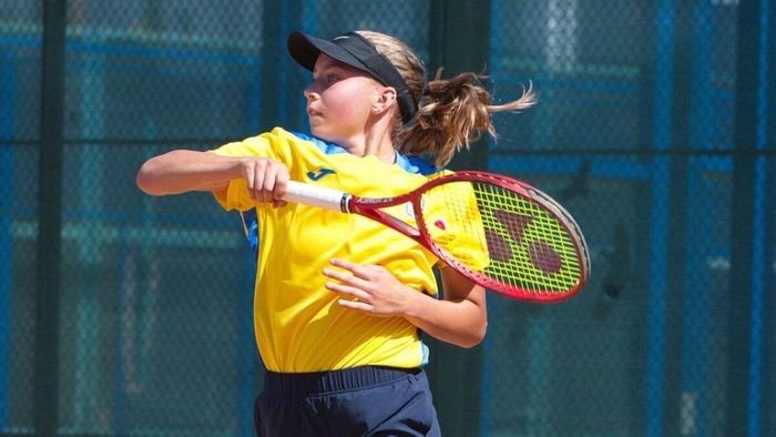 Ястремська захистила 16-річну українку, яка потиснула руку росіянці