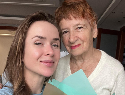 Світоліна розповіла, як її бабуся переживає обстріли Одеси: "Це дійсно жахливо" 