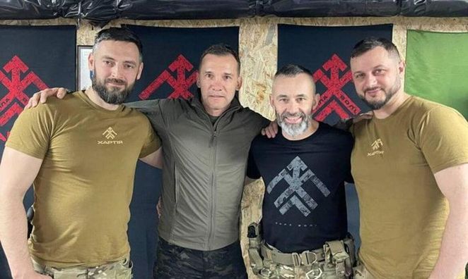 Шевченко на передовій: "Захоплююся незламністю тих, хто боронить Україну!"