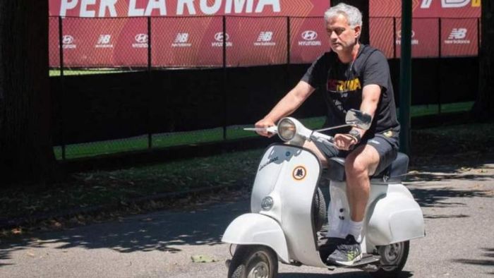 Моурінью може з'явитися у чемпіонаті Роналду – амбітний клуб запросив португальця на перемовини