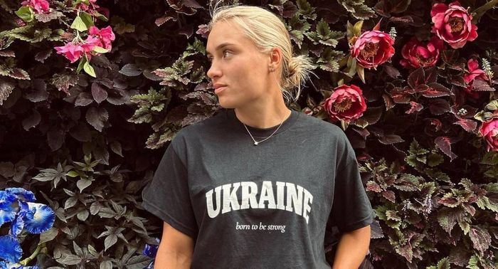 Стародубцева впервые выиграла матч основной сетки WTA 1000, Цуренко вылетела в первом круге