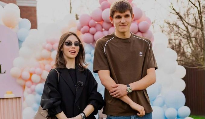 Президент Динамо став дідусем: у доньки Суркіса та зірки Динамо народився первісток