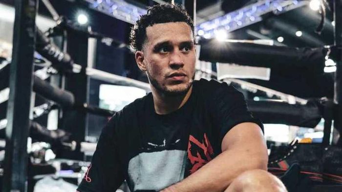 Ледь не побилися: у кривдника Гвоздика кинув чемпіонський пояс його суперник