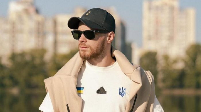 Верняев вступил в танцевальный батл с Магучих, позвав на помощь друзей – видео