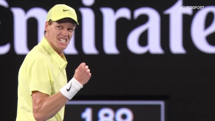 Синнер разбил 20-ю ракетку мира и вышел в финал Australian Open, где сыграет с Зверевым – Янник был на коленях