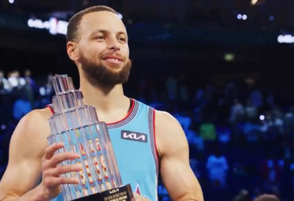 Карри выиграл MVP матча всех звезд НБА, команда легендарного Шакила О'Нила торжествовала