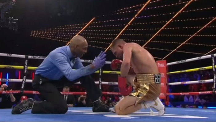 Берінчик нокаутом програв Девісу й втратив чемпіонський титул WBO