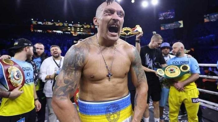 Опубліковано рейтинг найкращих боксерів у хевівейті за всю історію – відоме місце Усика та братів Кличків