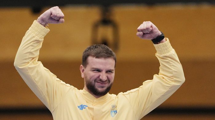 Украинский призер Олимпиады Кулиш завоевал золото на ЧЕ по пулевой стрельбе, обойдя россиянина