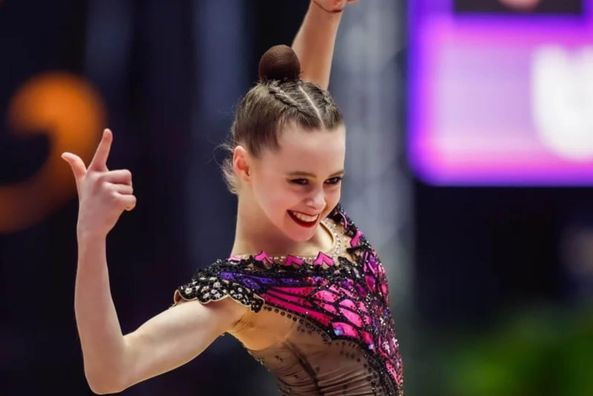 16-річна Онофрійчук втретє поспіль виграла золото багатоборства Гран-прі – подвійний подіум для України