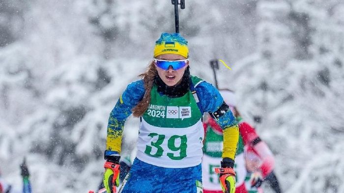 Одна українка потрапила у топ-15 мас-старту на юніорському чемпіонаті світу з біатлону