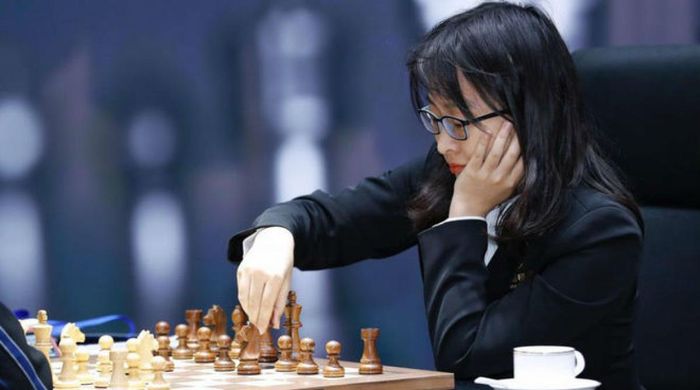 Китаянка Вэньцзюнь в пятый раз стала чемпионкой мира по шахматам, защитив корону в матче с землячкой