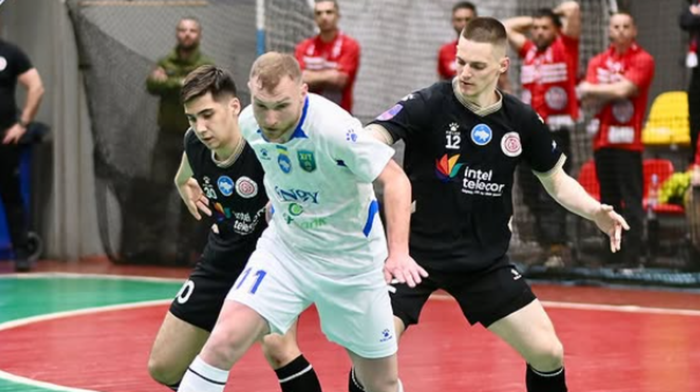 ЧУ по футзалу: клубы устроили драму с 10 голами, ХИТ поиздевался 6:0, Аврора вышла в полуфинал плей-офф
