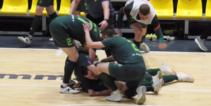 Божевільна перестрілка в ЧУ з футзалу: клуби натовкли 15 голів у матчі 1/4 плей-офф