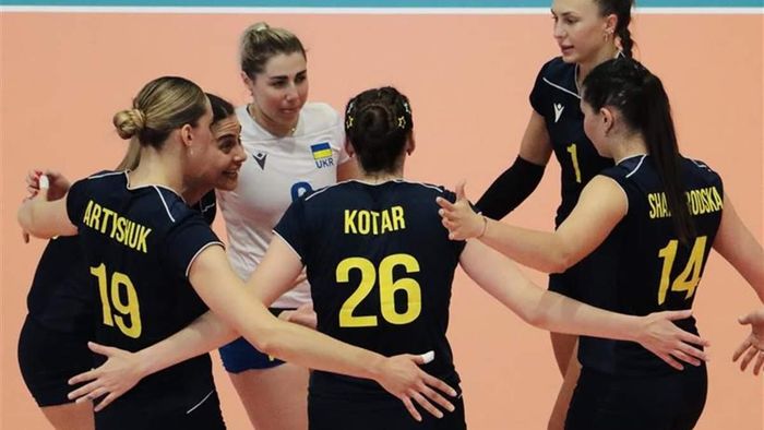 Женская волейбольная сборная Украины потерпела первое поражение в Золотой Евролиге