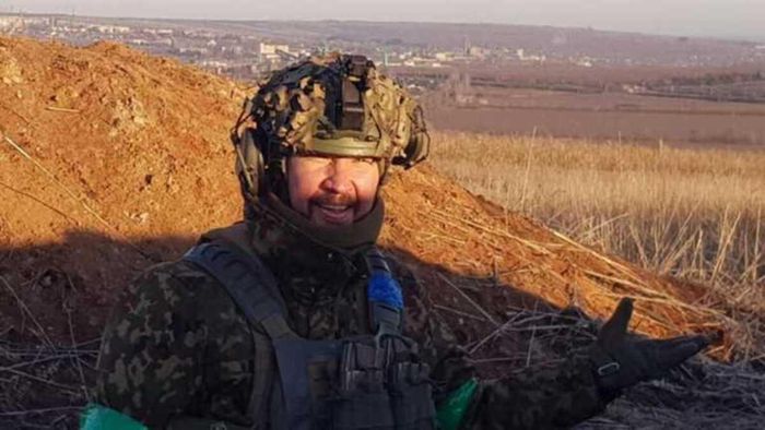 Легенда збірної України з хокею, який отримав важке поранення на фронті, прийшов до тями