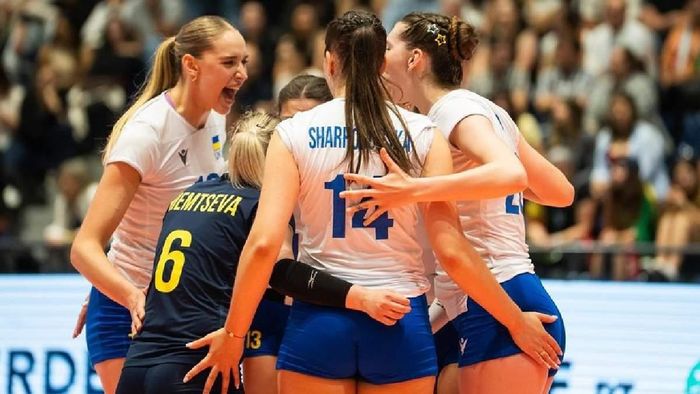 Выход "сине-желтых" в финал женской Золотой Евролиги по волейболу в видеообзоре матча Украина – Швеция – 3:0
