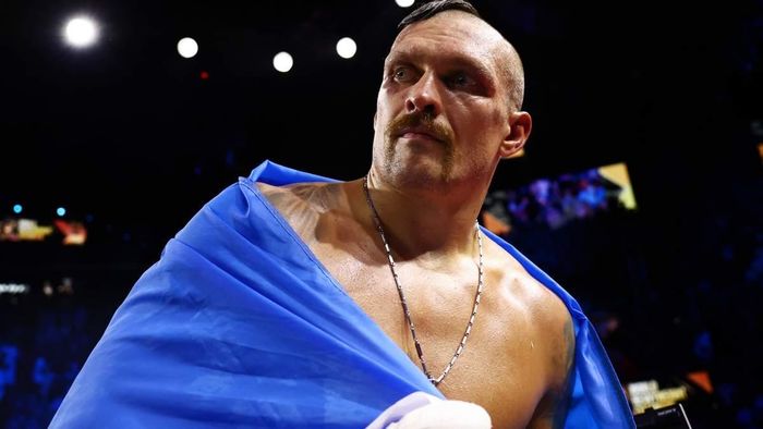 Усик обратился к игрокам Полесья перед ключевым матчем в Лиге конференций: "Вы должны бороться до конца"