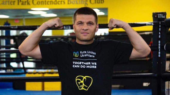 Український боксер, триразовий претендент на титул чемпіона світу, може дебютувати у футболі