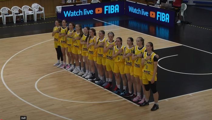 Збірна України з баскетболу відігралася з "мінус 12", але дозволила Ірландії перемогти на Євро U-20