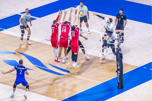 ЧМ по волейболу: двукратные олимпийские чемпионы сенсационно вылетели из турнира уже после группового этапа